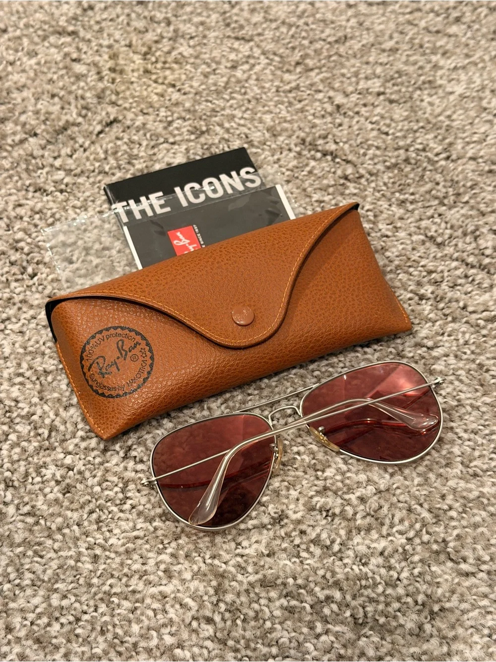 Ray-Ban Aviator Sunglasses with Rose Gold Lenses and Brown Case